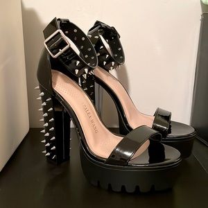 Azalea Wang Spiked Patent heels